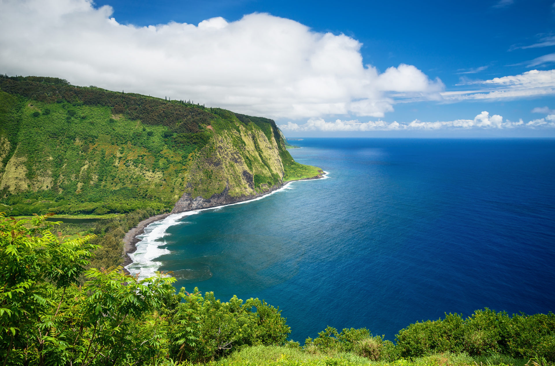 hawaiian island you can't visit